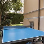 Amazing 4 Bedrooms Apartment With Garden