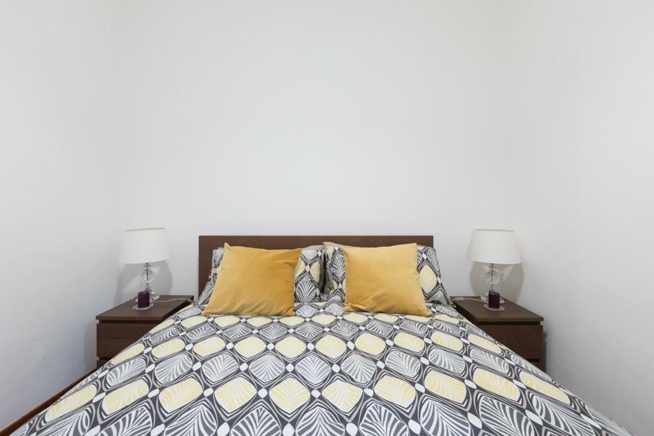 Amazing 4 Bedrooms With Garden Apartment Rom