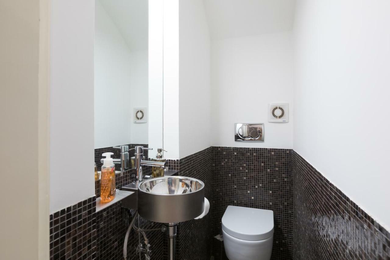 Appartamento Amazing 4 Bedrooms With Garden *