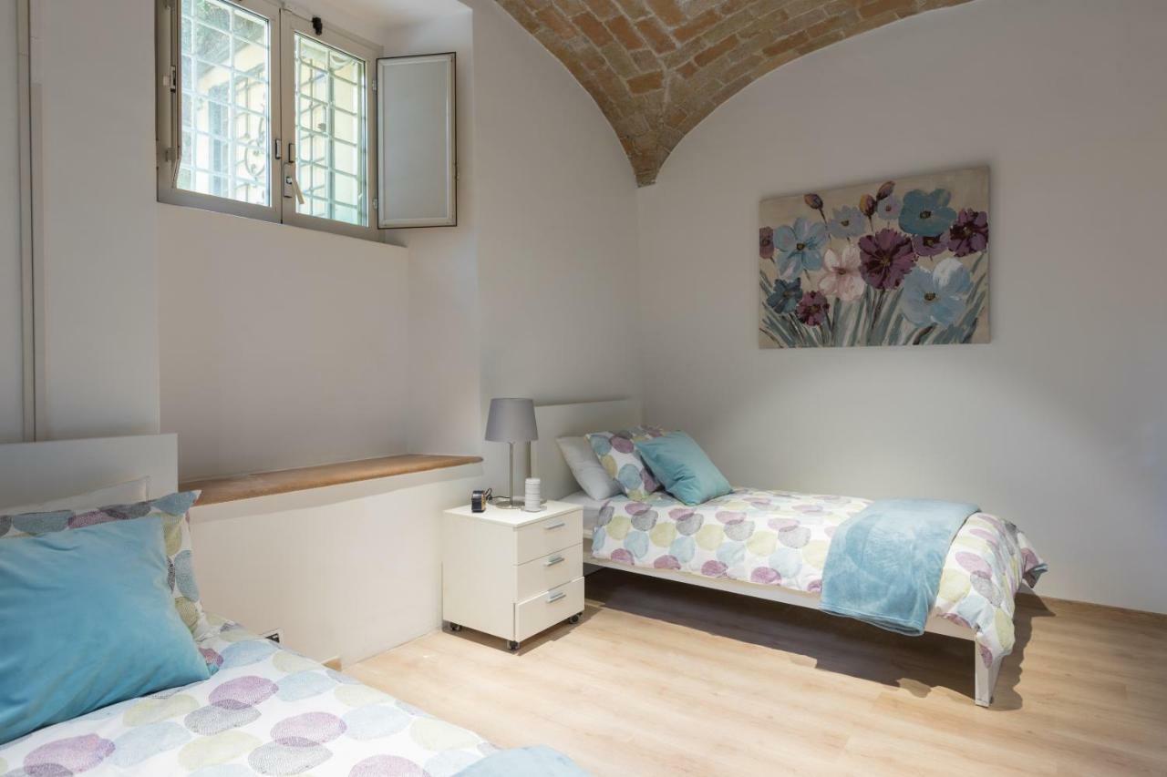 Amazing 4 Bedrooms With Garden Apartment Rom